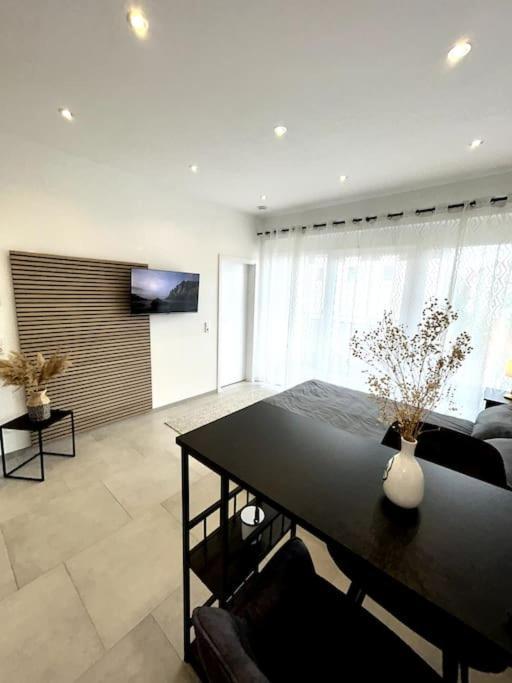 Bahnhofsapartment Loerrach Dış mekan fotoğraf