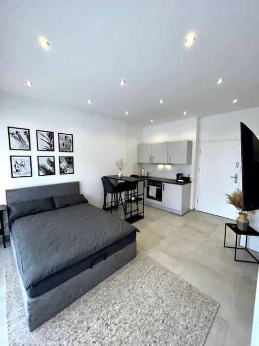 Bahnhofsapartment Loerrach Dış mekan fotoğraf